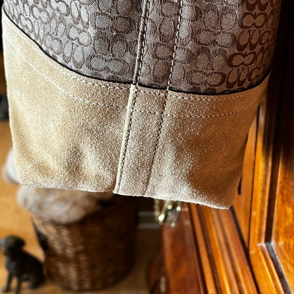 Coach suede, leather, and canvas Hobo  with silver accents in like new - Picture 9 of 14